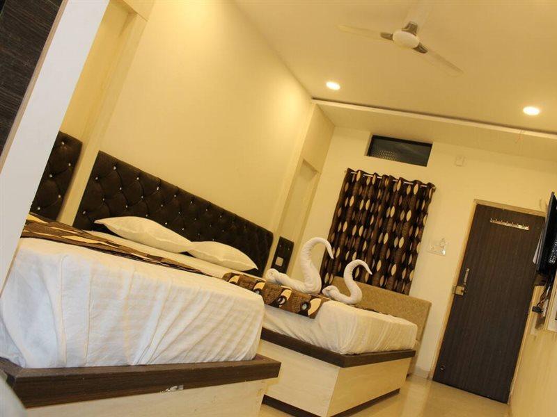 Super Hotel O Shri Shiva Palace Raipur  Exterior photo